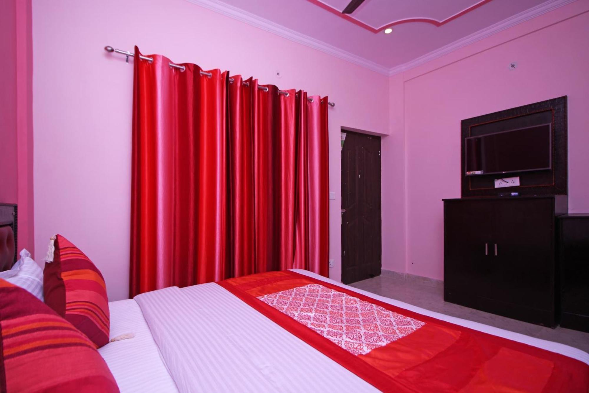 Hotel O Kempty Lake Adventure Resort Mussoorie Eksteriør billede