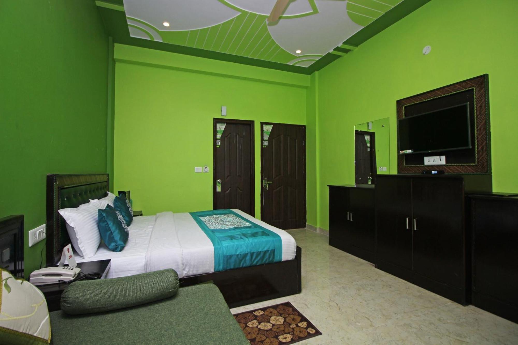 Hotel O Kempty Lake Adventure Resort Mussoorie Eksteriør billede